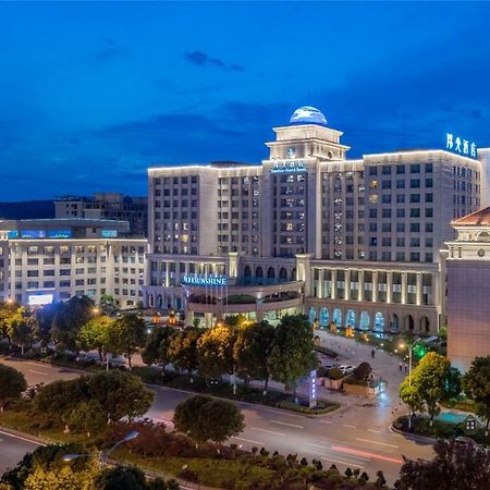 Sunshine Hotel Zhangjiajie Exterior foto